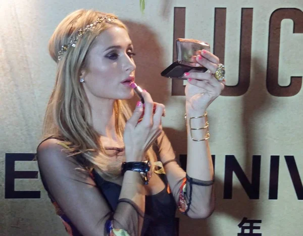Socialite Americana Paris Hilton Apresenta Durante Evento Promocional Para Sua — Fotografia de Stock