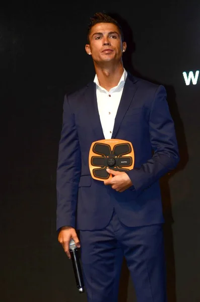 Superestrella Portuguesa Fútbol Cristiano Ronaldo Posa Durante Evento Promocional Para — Foto de Stock