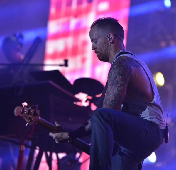 Miembro Banda Rock Estadounidense Linkin Park Actúa Durante Concierto Gira — Foto de Stock