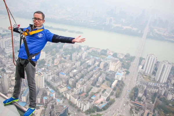 303 높이의 스카이워크에는 중국의 자치구 세워진 2015 — 스톡 사진
