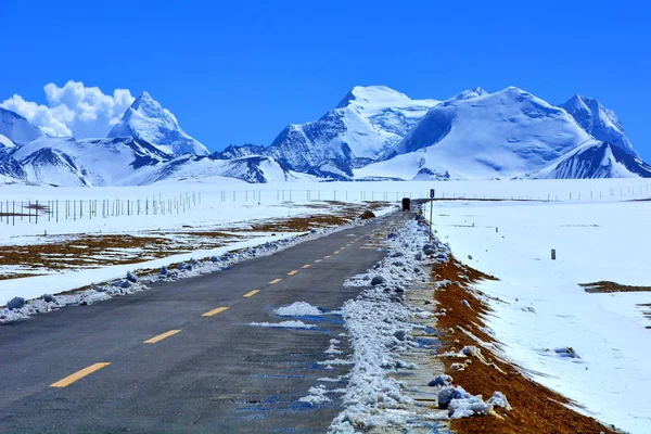 Landschap Van China National Highway 318 Langs Sneeuw Gebergte Buurt — Stockfoto