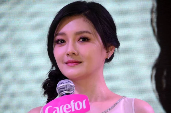 Taiwanese Singer Actress Barbie Hsu Poses Signing Event Become Image — Stock Photo, Image