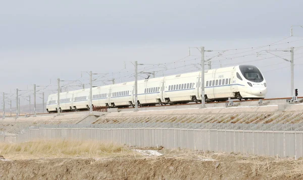 Tren Bala Crh China Railway High Speed Viaja Por Vía —  Fotos de Stock