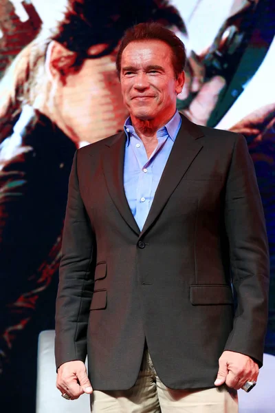 Actor Estadounidense Arnold Schwarzenegger Posa Durante Una Conferencia Prensa Para — Foto de Stock