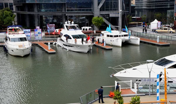 Yachts São Vistos Exposição Durante 20Th China Shanghai International Boat — Fotografia de Stock