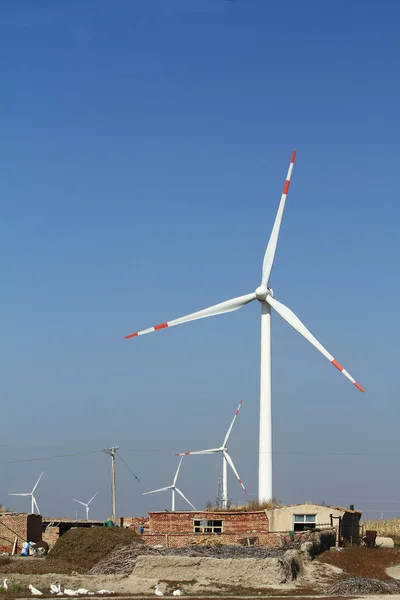 Des Éoliennes Tournent Pour Produire Électricité Centrale Éolienne Baicheng Dans — Photo