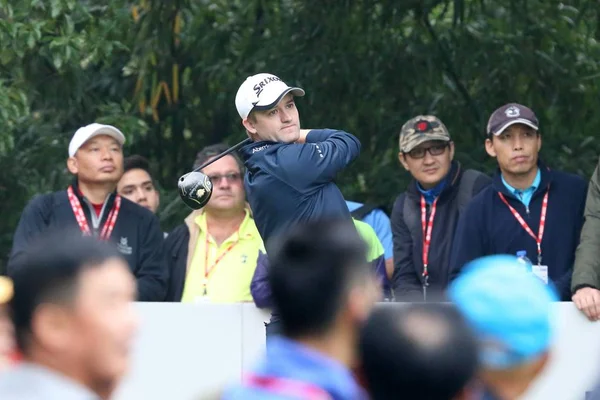 Golfista Escocés Russell Knox Tees Durante Ronda Final Del Torneo —  Fotos de Stock