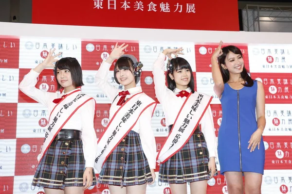 Left Maria Shimizu Shiori Sato Nanase Yoshikawa Team Japanese Idol — Stock Photo, Image
