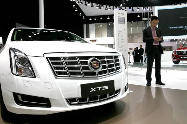 Cadillac Xts Από Shanghai Μια Κοινοπραξία Μεταξύ Της Saic Motor — Φωτογραφία Αρχείου