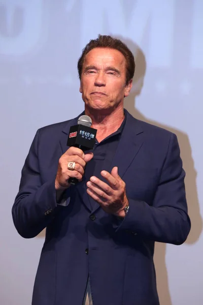 Actor Estadounidense Arnold Schwarzenegger Habla Durante Estreno Película Terminator Genisys — Foto de Stock