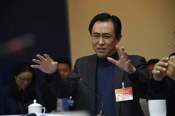Jiayin Hui Yan Presidente Grupo Evergrande Discursa Painel Discussão Durante — Fotografia de Stock