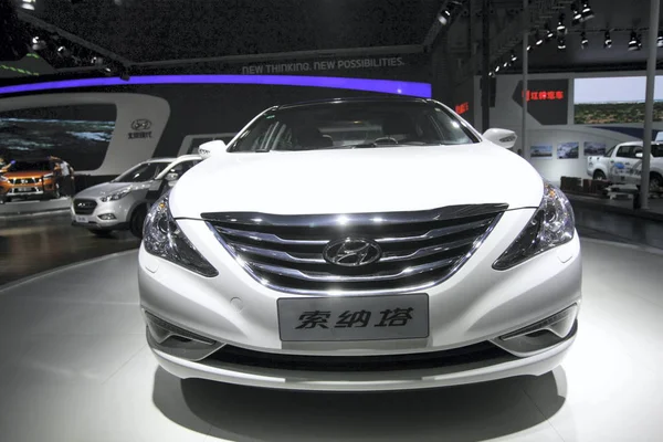 Hyundai Sonata Jest Wyświetlany Podczas 2014 Pudong International Automotive Exhibition — Zdjęcie stockowe