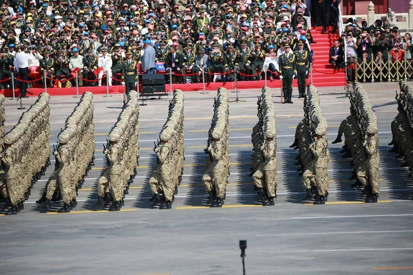 Soldados Chineses Pta Exército Popular Libertação Marcham Pelo Rostro Tiananmen — Fotografia de Stock