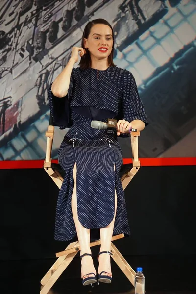 여배우 데이지 리들리 2015 스타워즈 깨어난다 상하이 중국에 그녀의 영화에 — 스톡 사진