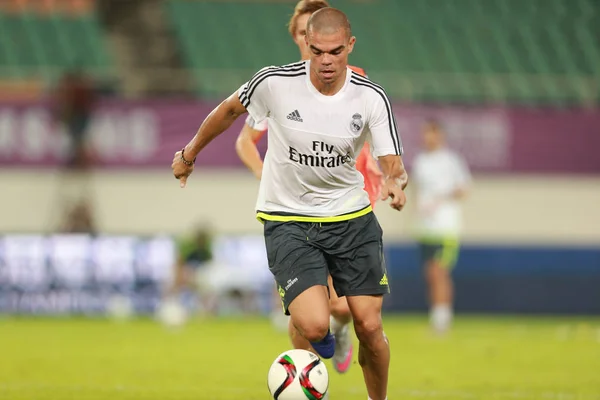 Pepe Real Madrid Csapattársak Vesz Részt Egy Képzés Gyűlés Guangzhou — Stock Fotó