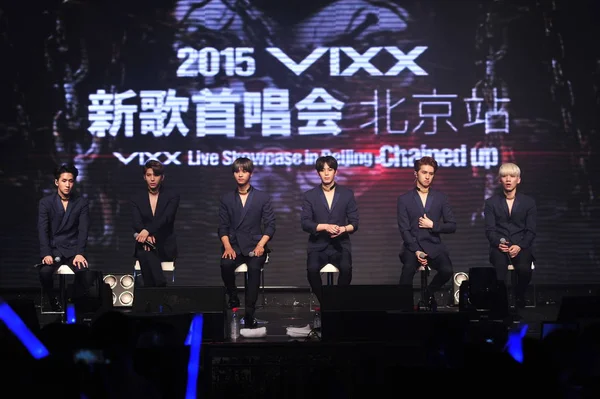 Członkowie Grupy Południowokoreańskiego Vixx Uczestniczyć Prezentacja Ich Nowy Album Muzyczny — Zdjęcie stockowe