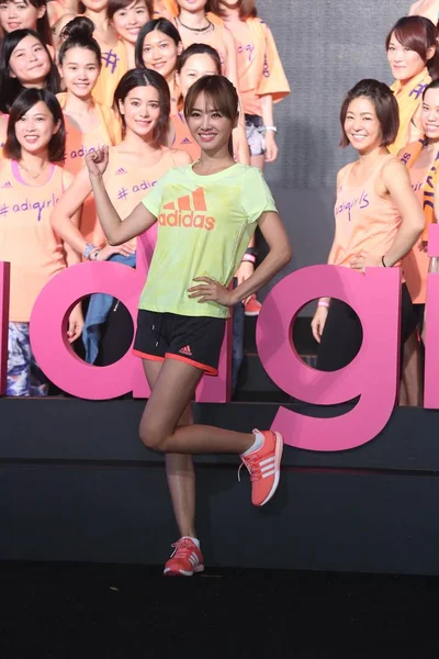 Тайванська Співачки Jolin Цай Створює Під Час Прес Конференції Adidas — стокове фото