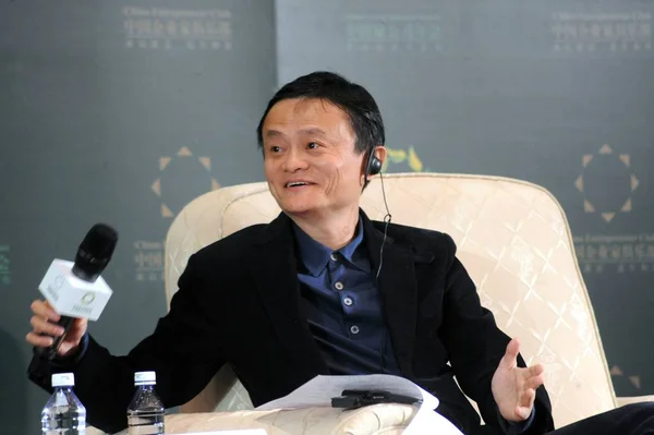 Председатель Alibaba Group Джек Юнь Jack Yun Отреагировал Саммит Китайских — стоковое фото