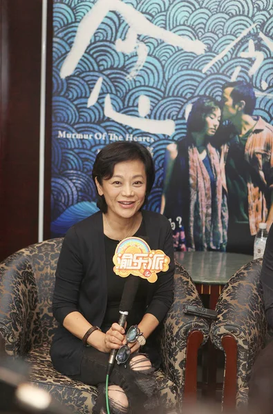 Die Taiwanesische Regisseurin Sylvia Chang Spricht Während Einer Pressekonferenz Ihrem — Stockfoto