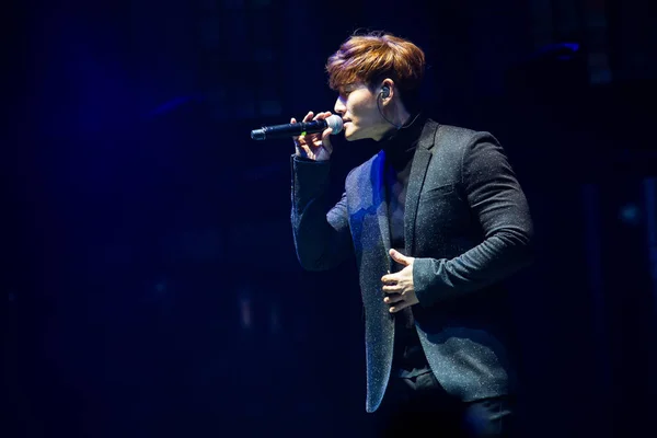 Cantante Sudcoreano Kim Jong Kook Esibisce Durante Tappa Nanchino Del — Foto Stock