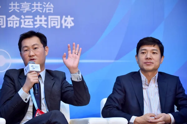 ポニー エリア 会長兼 Ceo Tencent ロビン李艶鴻 Chairmand Ceo Baidu のフォーラム第 — ストック写真