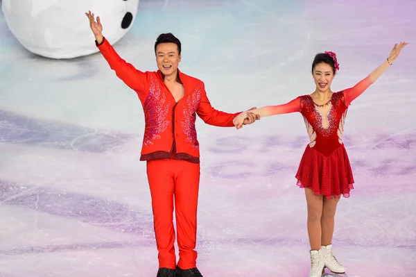 Chinese Figure Skating Couple Shen Xue Right Zhao Hongbo Perform — Stockfoto