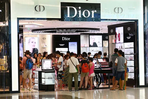 Arkiv Kunder Handlar Kosmetik Butik Dior Sanya City Södra Chinas — Stockfoto