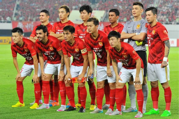 Los Jugadores Alineación Titular Guangzhou Evergrande Posan Para Las Fotos — Foto de Stock