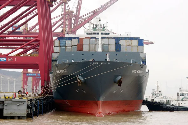 Container Ship Docked Quay Port Ningbo Ningbo City East China — Stock Photo, Image