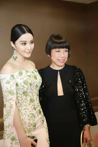 Kinesisk Skådespelerska Fläkten Bingbing Vänster Utgör Före Invigningen För Filmfestivalen — Stockfoto