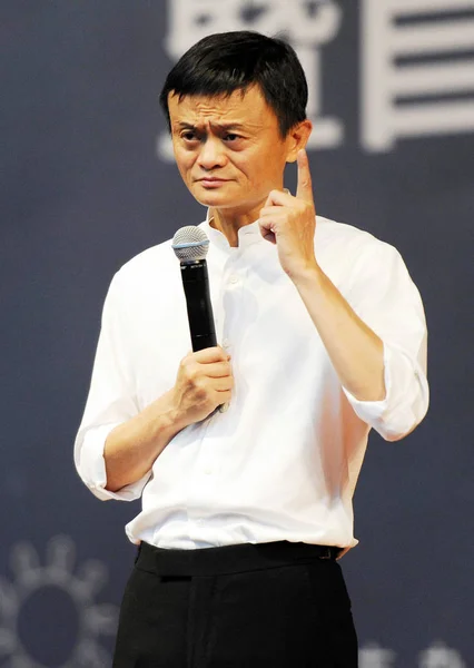 Джек Голова Китайського Електронної Комерції Гігантських Alibaba Говорить Церемонії Запуску — стокове фото