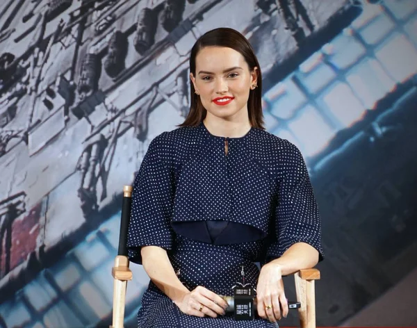 English Actress Daisy Ridley Attends Press Conference Her Movie Star — Stock Photo, Image