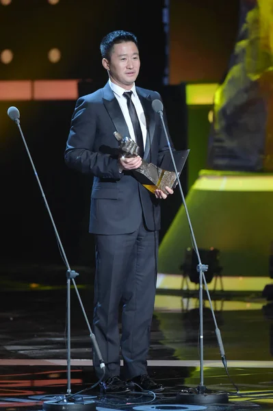 Ator Chinês Jing Realiza Seu Troféu Cerimônia Premiação Noite Gala — Fotografia de Stock