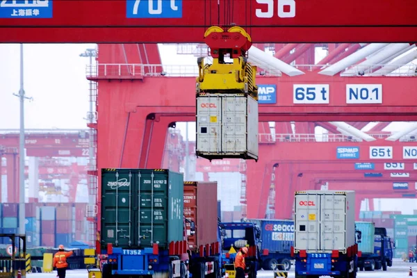 Behållare Har Lyfts Kaj Den Port Qingdao Qingdao City Östra — Stockfoto