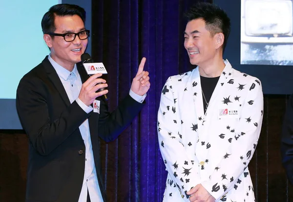 Hong Kong Actor Gordon Lam Left Speaks Taiwanese Singer Richie — Stock Photo, Image