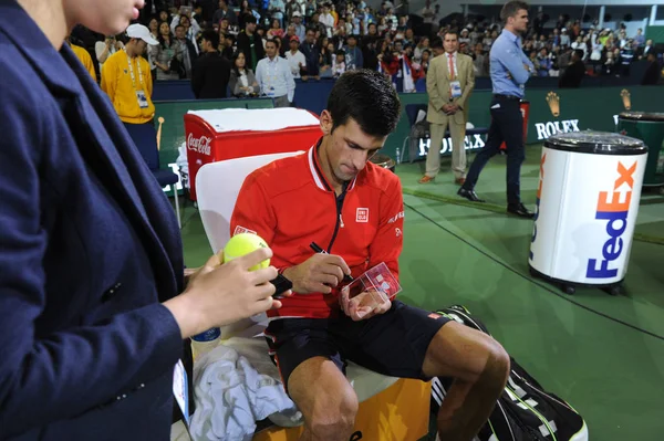 Novak Djokovic Serbien Rätt Skriver Det Kinesiska Tecknet Som Betyder — Stockfoto