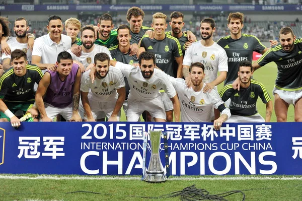 Spelers Van Real Madrid Poseren Voor Foto Met Winnaar Van — Stockfoto