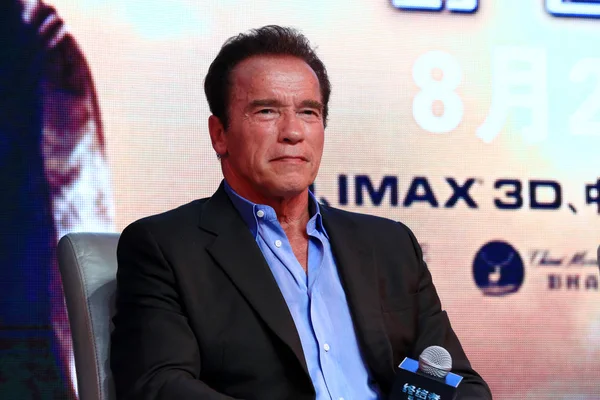 American Actor Arnold Schwarzenegger Attends Press Conference His Movie Terminator — Stock Photo, Image