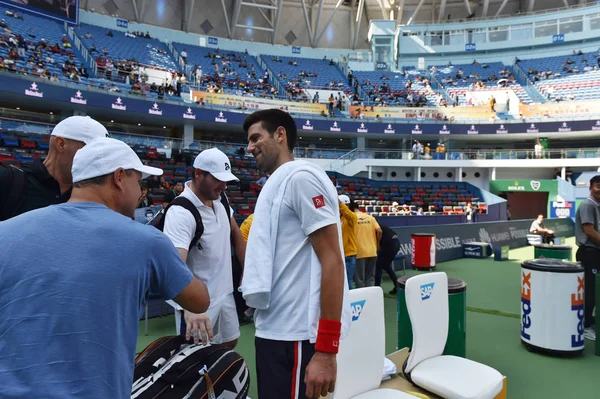 Novak Djokovic Van Servië Gelijk Interactie Met Fans Tijdens Een — Stockfoto