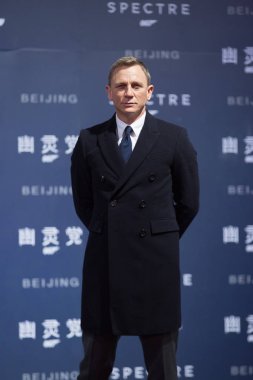 English actor Daniel Craig poses during the premiere for his movie 