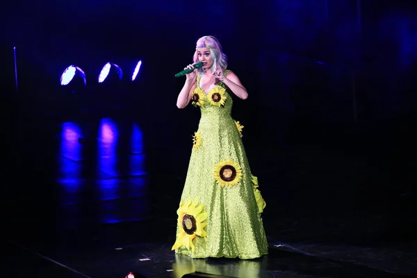 Cantante Estadounidense Katy Perry Actúa Concierto Shanghai Prismatic World Tour — Foto de Stock