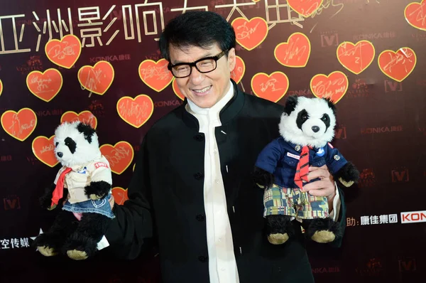 Jackie Chan Pose Sur Tapis Rouge Pour 19E Cérémonie Des — Photo