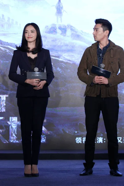 Actrice Chinoise Yao Chen Gauche Acteur Taïwanais Mark Zhao Posent — Photo