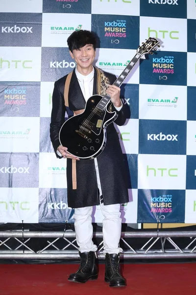 Singaporean Singer Lin Poses 10Th Kkbox Digital Music Awards Ceremony — Stock Photo, Image