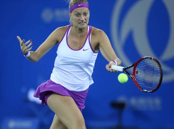 Petra Kvitova República Tcheca Devolve Uma Foto Para Roberta Vinci — Fotografia de Stock