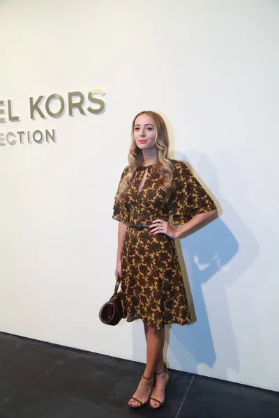 Model Brytyjski Harley Viera Newton Uczęszcza Pokaz Mody Michael Kors — Zdjęcie stockowe