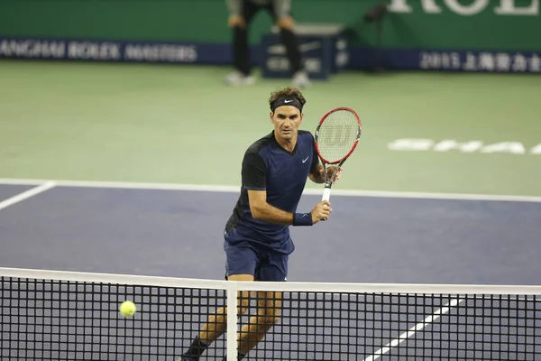 Roger Federer Svájc Visszatér Egy Lövés Albert Ramos Vinolas Spanyolország — Stock Fotó