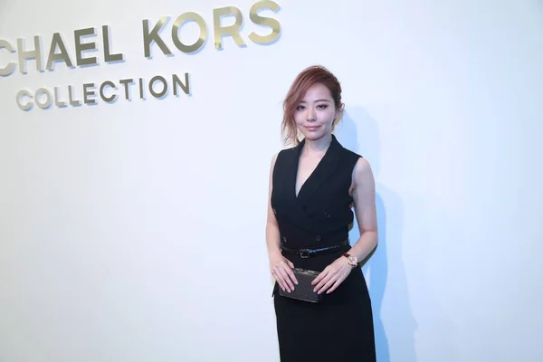 Chinese Zanger Zhang Liangying Woont Michael Kors Fashion Show Tijdens — Stockfoto