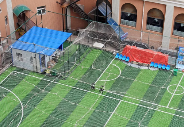Widok Boisko Piłki Nożnej Dachu Dwupiętrowego Biurowca Zhengzhou Miasta Prowincji — Zdjęcie stockowe