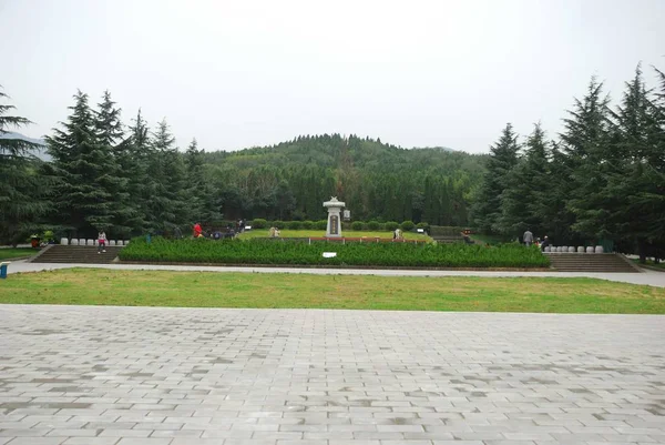 Blick Auf Das Mausoleum Des Kaisers Qin Der Stadt Xian — Stockfoto